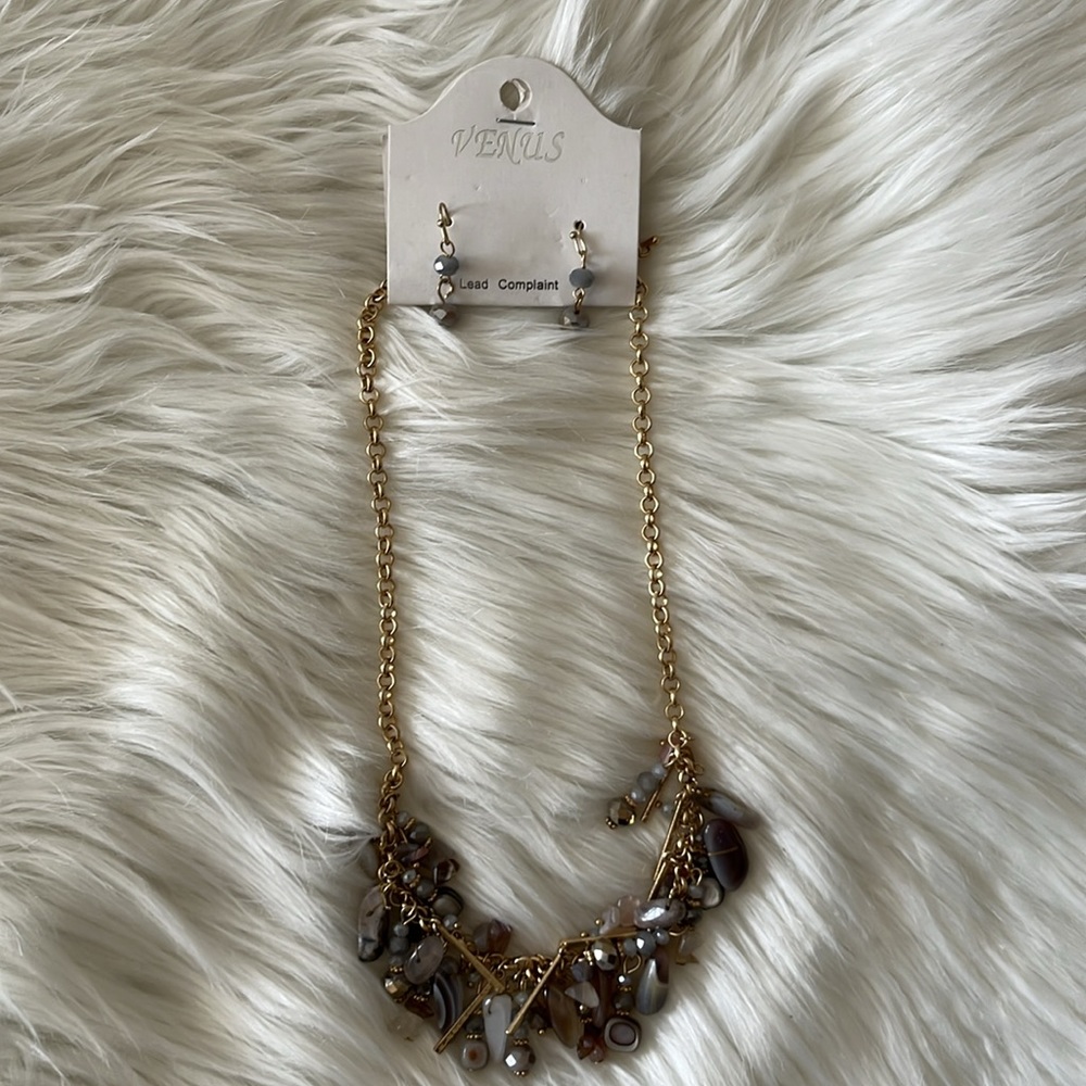 Venus Baubles & Stones Earrings/Necklace Set